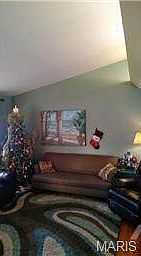 5th image of 691 Southshire Dr