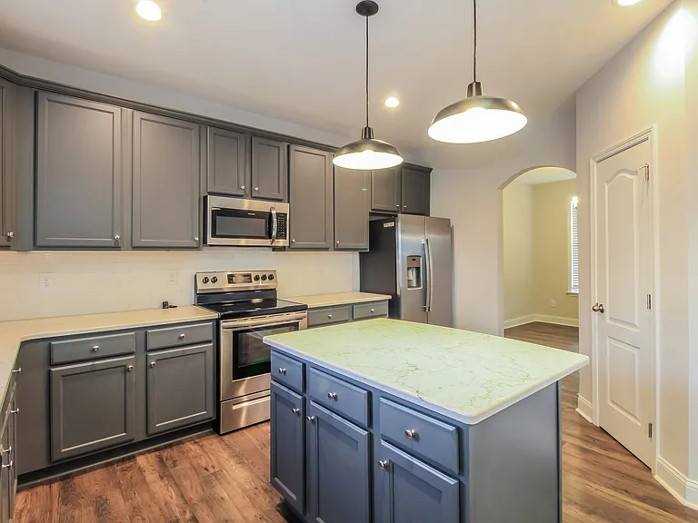 7881 Waterwillow Dr — Photo 6