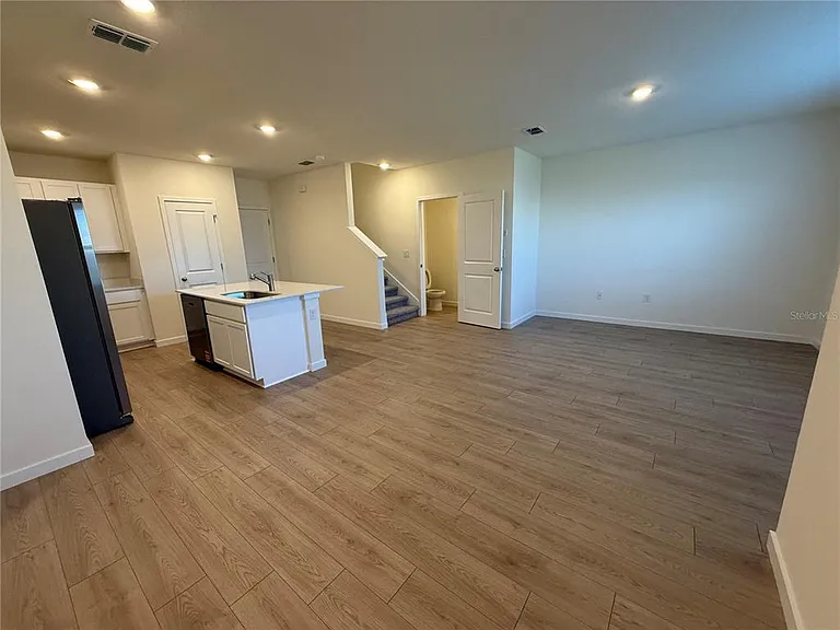 599 Preston Cove Dr — Photo 24