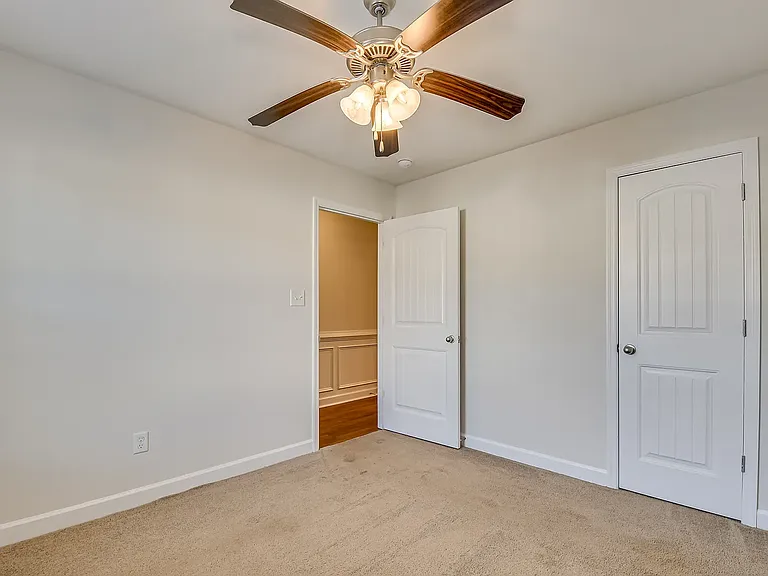 Stonewyck Luxury Townhomes — Photo 15