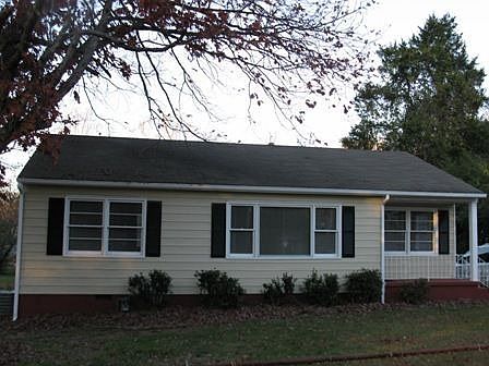1st image of 631 Medford Pl