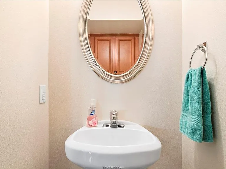 305 Holleman Dr E #1203 — Photo 12