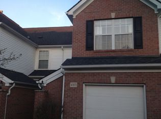 4971 Village Mdw, Westerville, OH 43081