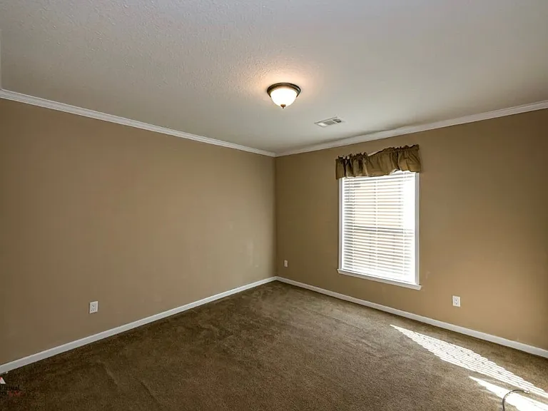 571 Seven Pines Rd — Photo 4