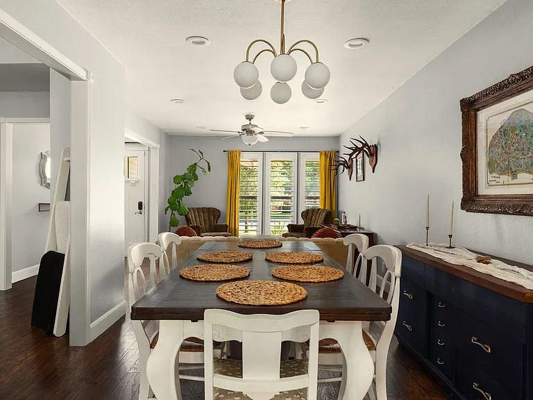 1012 Red Cliff Dr — Photo 15