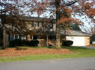 20 Buckthorn Dr, Carlisle, PA 17015