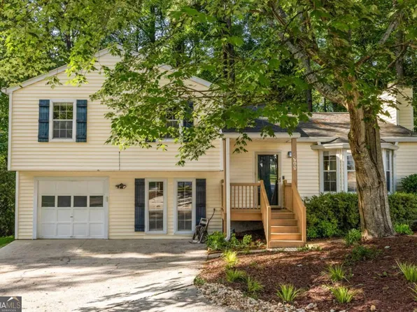 5999 Brookside Ln SE, Mableton, GA 30126