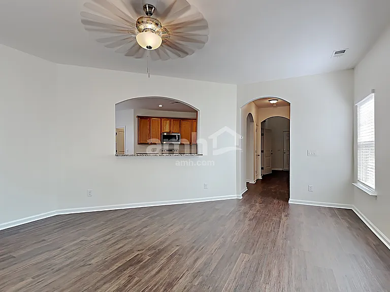 37 Sand Live Oak Dr — Photo 9