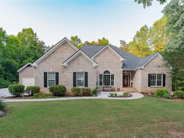 219 Periwinkle Way, Pendergrass, GA 30567