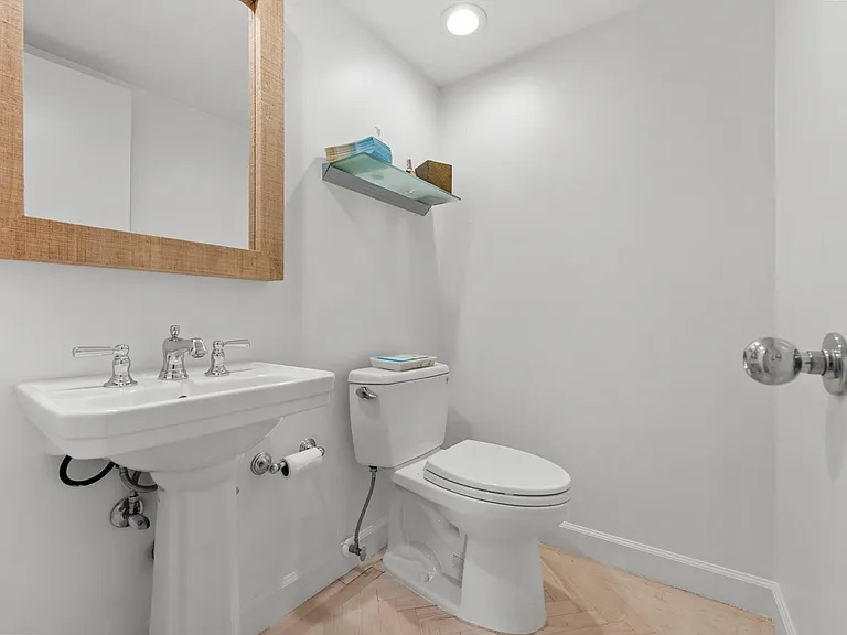 100 Sunrise Ave #212 — Photo 23