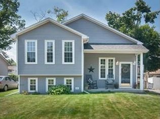 220 Jeffrey Rd, Springfield, MA 01119