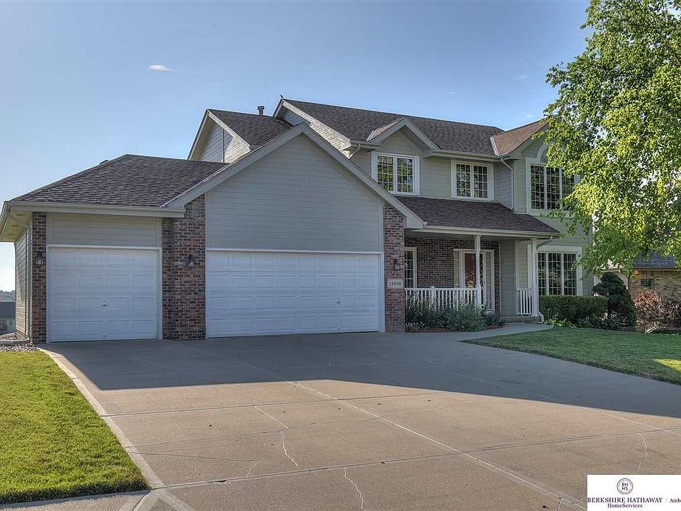 1st image of 13606 Tregaron Dr