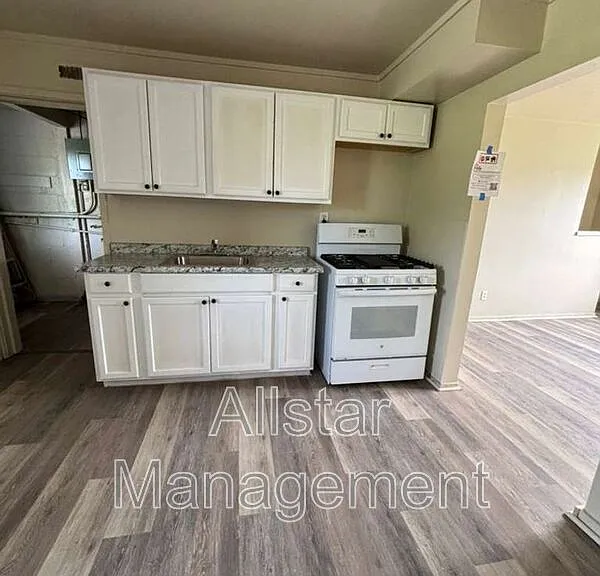 942 S Central Dr — Photo 17