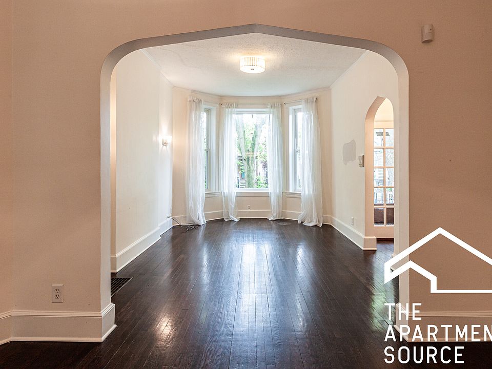 1st image of 1724 W Balmoral Ave #1