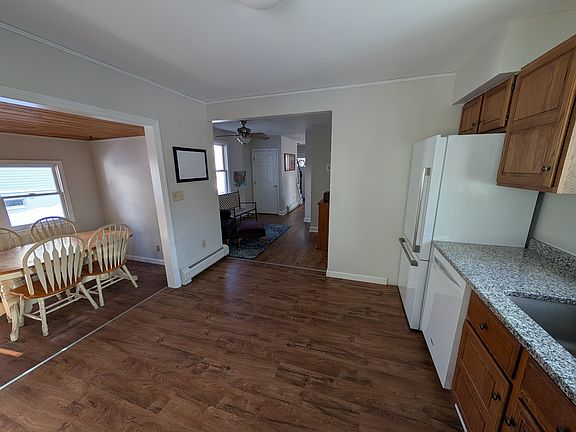 3rd image of 32 Stone Street