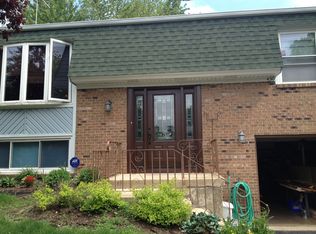 430 Faversham Ct, Bolingbrook, IL 60440