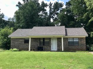 310 Murphey Dr, Marshall, TX 75672