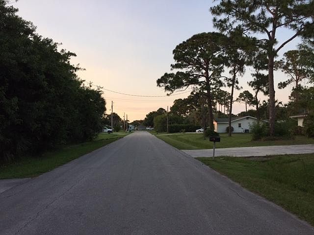 2nd image of 5110 Birch Dr