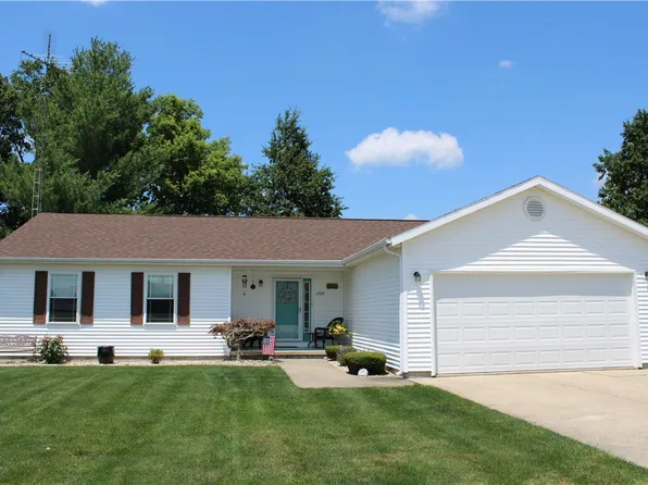 1709 W North 3rd St, Shelbyville, IL 62565