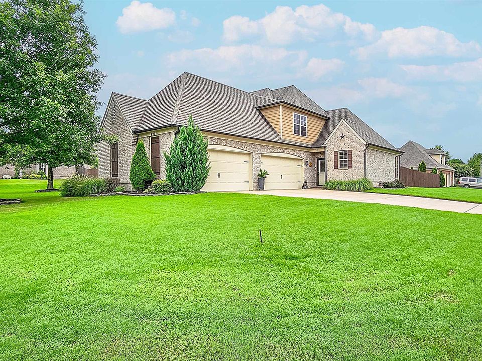2nd image of 9271 Positano Ln