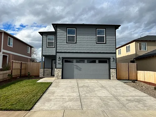 551 Nicholas Lee Dr Photo 1