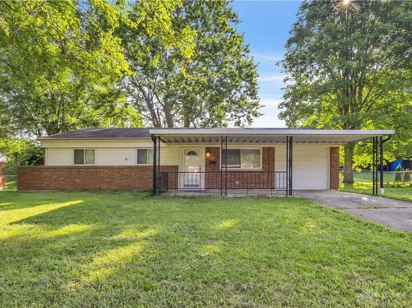 1526 Ironwood Dr, Fairborn, OH 45324