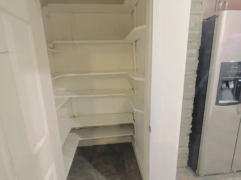 915 S Wood Ave #1 — Photo 5