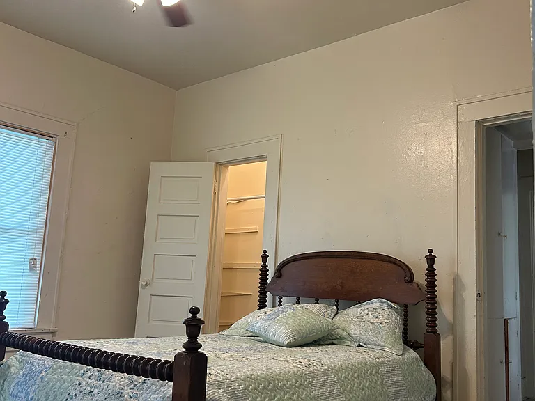 1812 Kemp Blvd — Photo 6