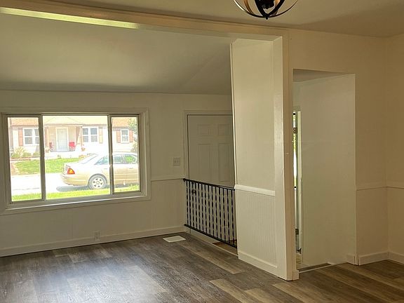 2nd image of 2309 Parkrose Ave