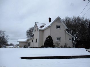 162 Hiler St, Conneaut, OH 44030