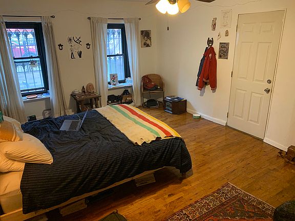 2nd image of 614 Willoughby Ave