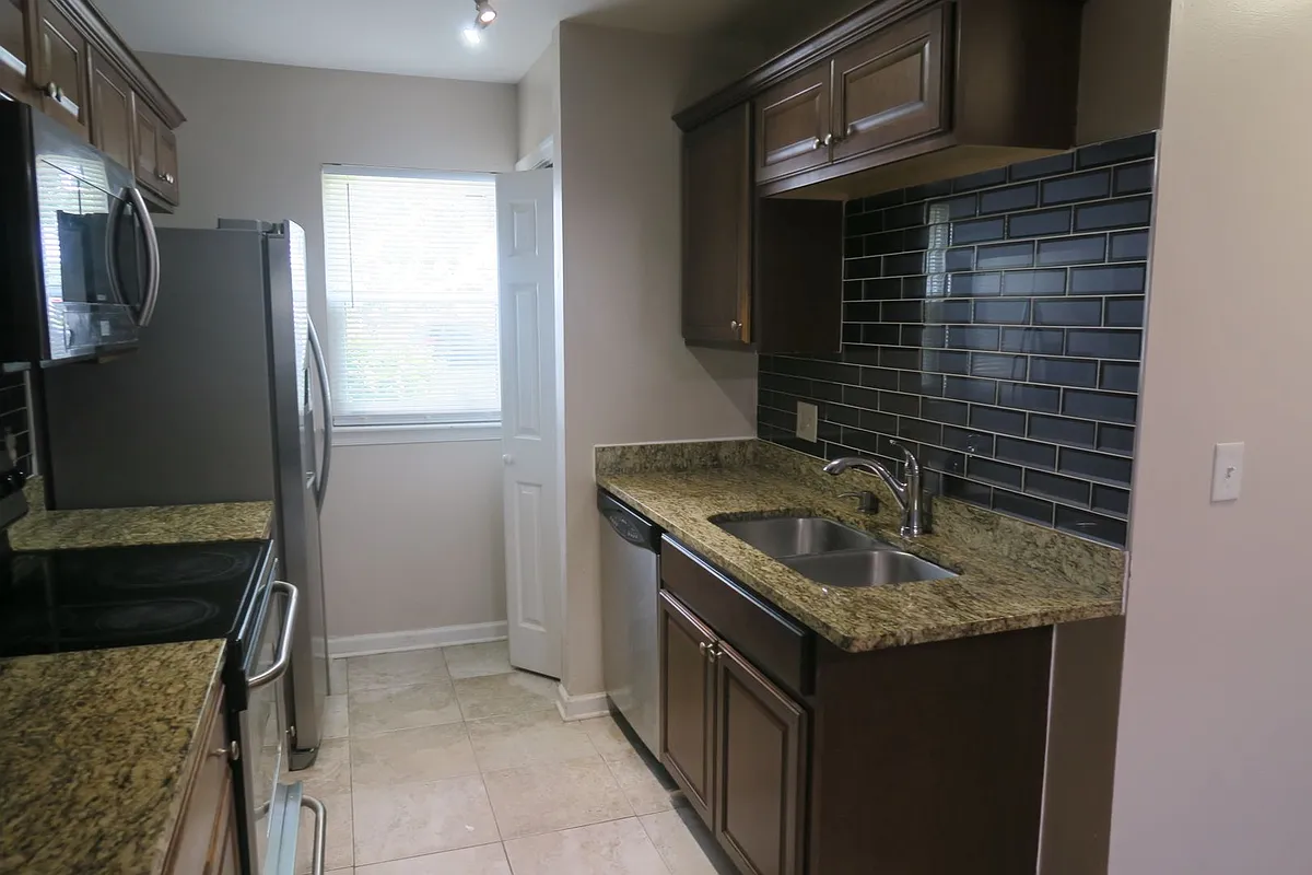 Building Photo - 1401 Wendfield Dr #103