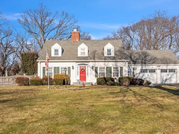 68 S Branch Pkwy, Springfield, MA 01118