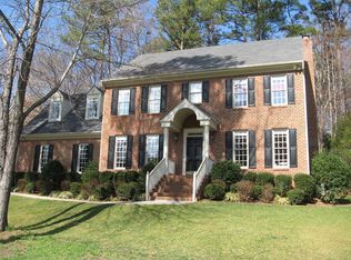 101 Glenhigh Ct, Cary, NC 27511