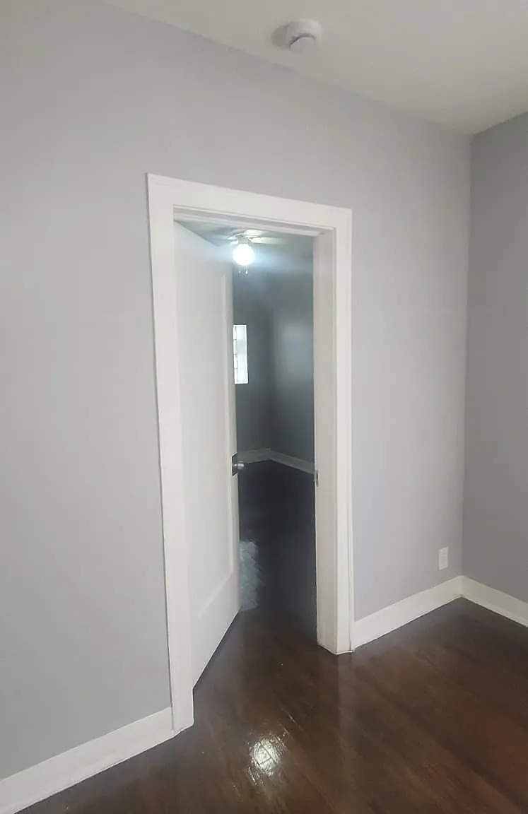 8041 S Maryland Ave — Photo 1