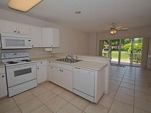 5th image of 2020 Shangrila Dr APT 119