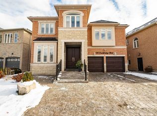 135 Earlsbridge Blvd, Brampton, ON L7A3T7