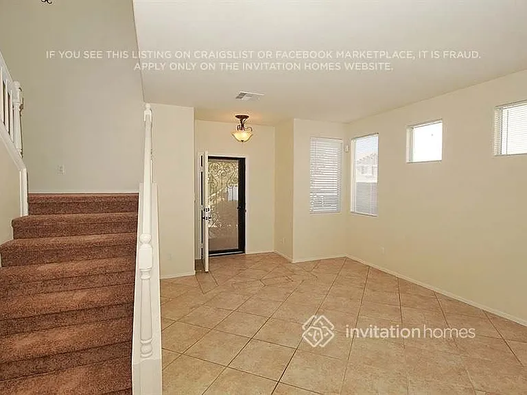 8913 Wolf Dancer Ave — Photo 4