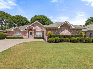 3228 Riverwood Dr, Fort Worth, TX 76116
