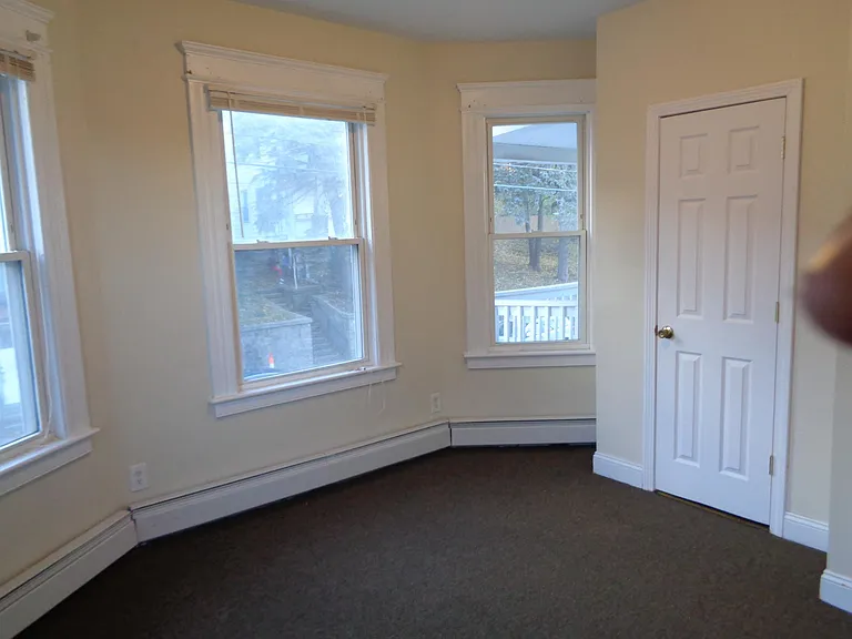 86 Alder St #3 — Photo 8