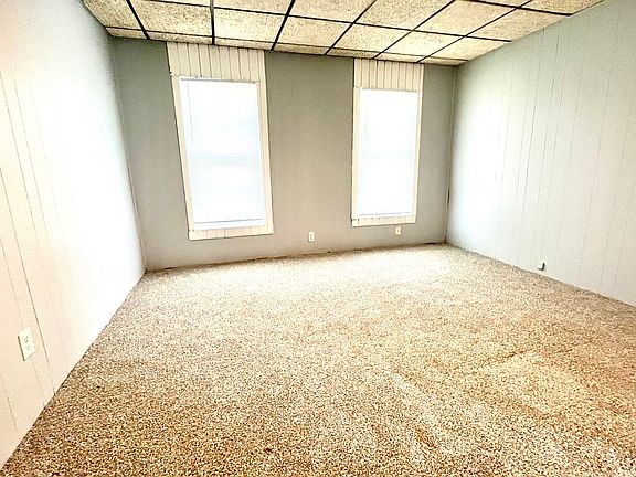 3rd image of 206 W Louisiana St