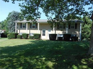 6663 Lake O Springs Ave NW, Canton, OH 44718