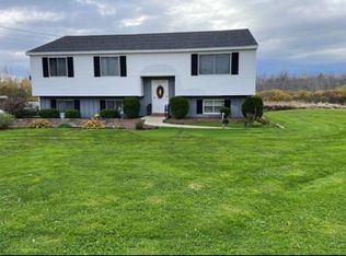 310 Pine Tree Rd, Levant, ME 04456