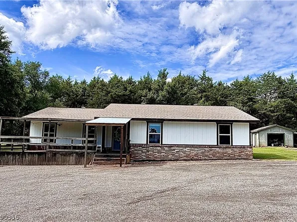 209 Brandon Ln, Poteau, OK 74953