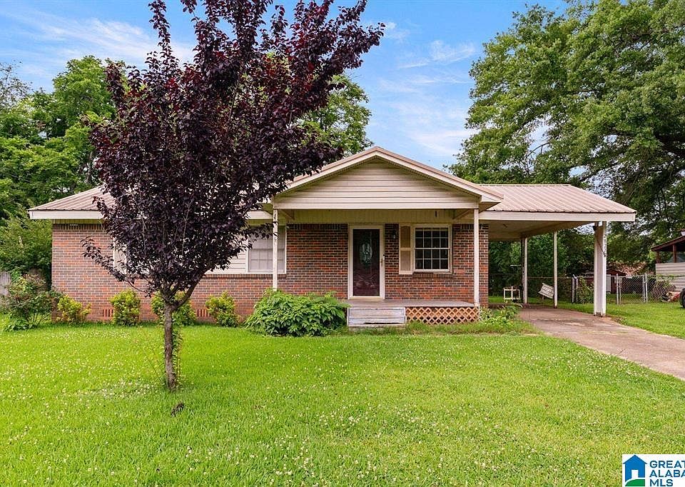 1st image of 2822 Brooklane Dr