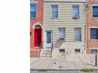 1105 Pierce St, Philadelphia, PA 19148