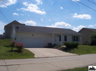 3048 Victorian Pl, Hurricane, WV 25526