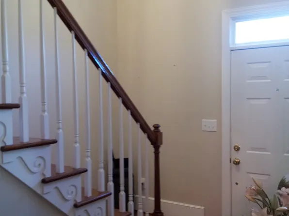 1071 Greenside Ct, Forest, VA 24551