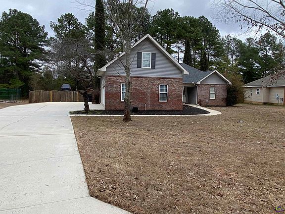 2nd image of 105 Eagles Ridge Ct