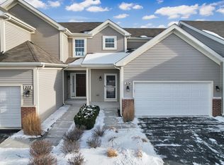 204 Dorset Ave, Oswego, IL 60543